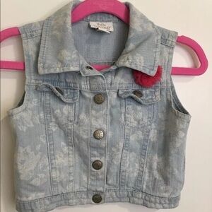 Little Maven by Tori Spelling Cropped Denim Vest jean flower Sz 4 toddler